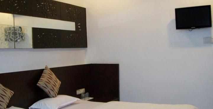 Hotel Palm View Residency Vadodara Eksteriør billede