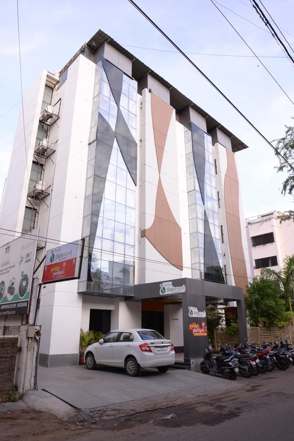 Hotel Palm View Residency Vadodara Eksteriør billede